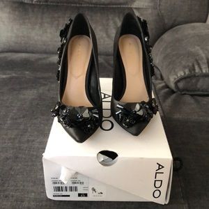 Dressy black pumps